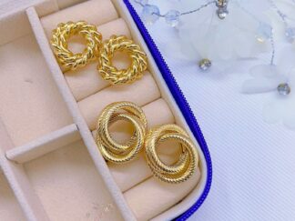 Aretes lazos