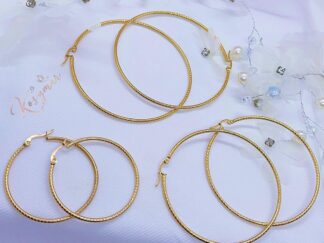 Candongas lisas delgadas