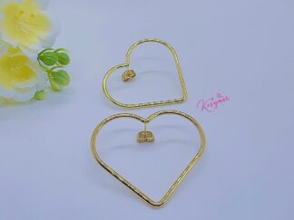 Aretes en forma de corazón ❤️