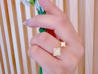 Anillo Trébol
*Oro Laminado