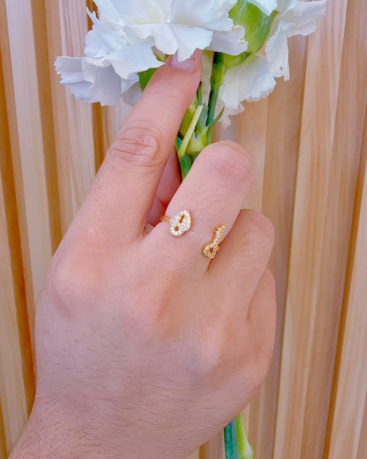 Anillo Amor Puro
*Oro Laminado