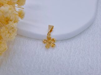 Dije Elowen
*Oro Laminado