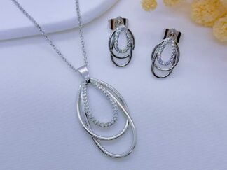 Set Romina